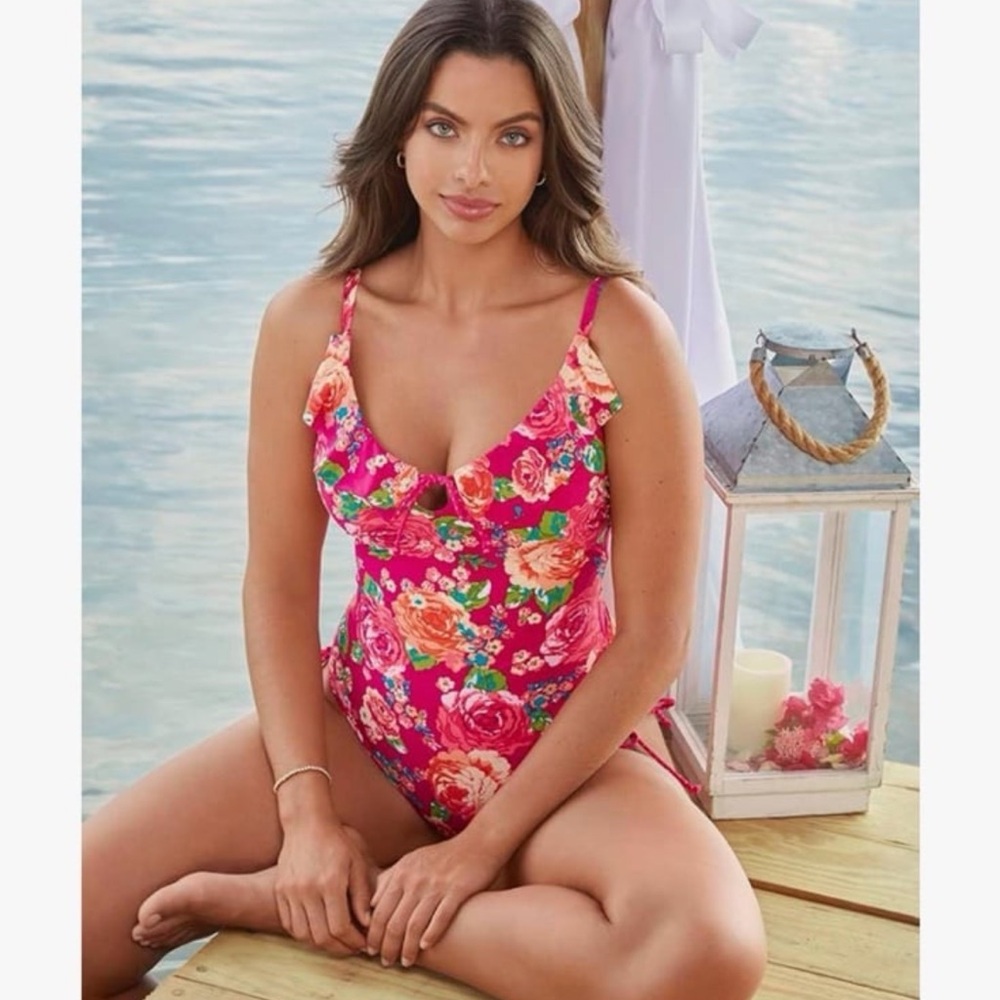 Sz S Miraclesuit Pink Floral Ruffle Swimsuit